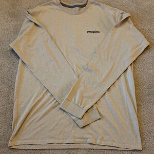 Patagonia Men's Beige Long Sleeve Tee